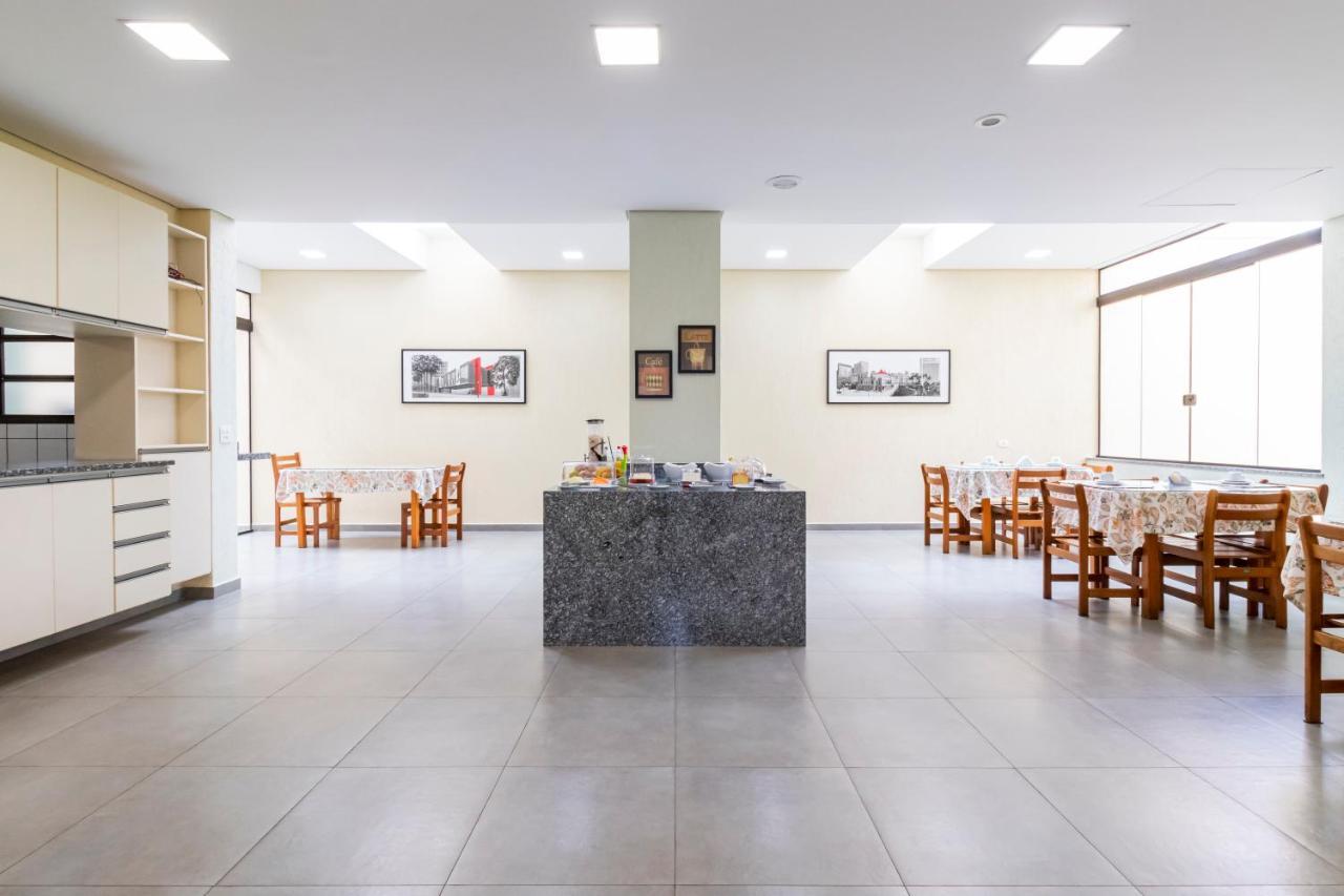 Hospedaria Santo Andre เซาเปาโล ภายนอก รูปภาพ